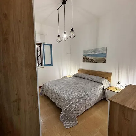 Nyaraló La Casa Di Carmen Torre Lapillo