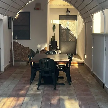 La Casa Di Carmen Nyaraló